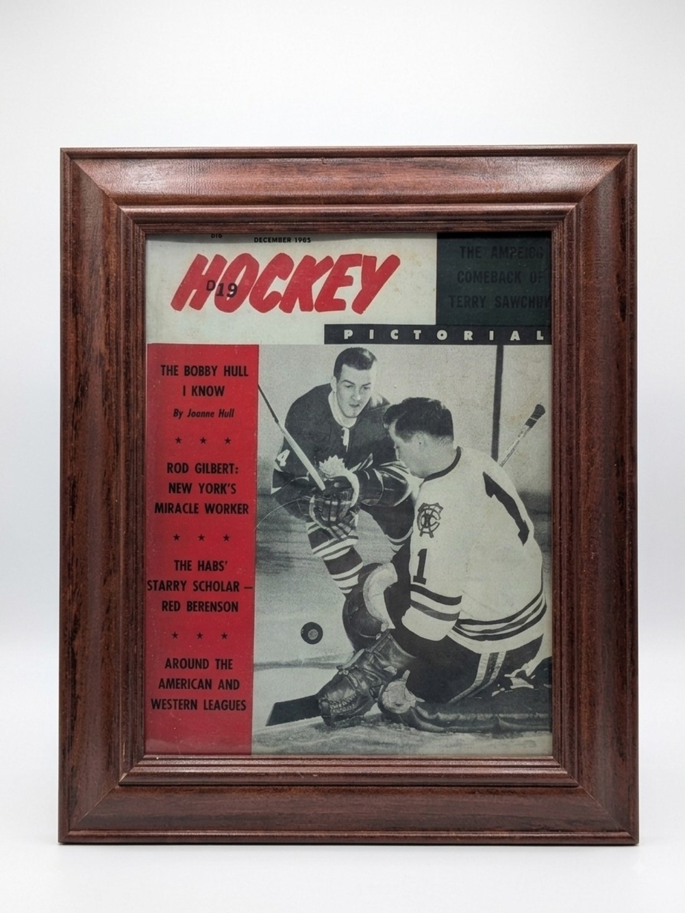 1962 Bobby Hull Hockey Pictorial Cover Print with Wood Frame